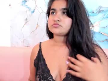 Moli_Rosse Chaturbate stream image from July 31, 2025
