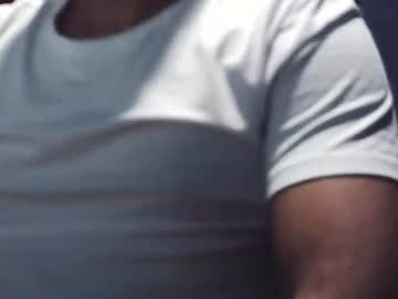 Monsterloganburnlove Chaturbate stream image from July 31, 2025