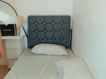 Yourladyariella Chaturbate stream image from July 31, 2025