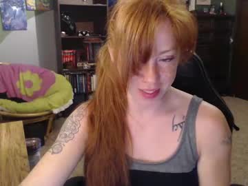 Astraeasiren Chaturbate stream image from July 31, 2025