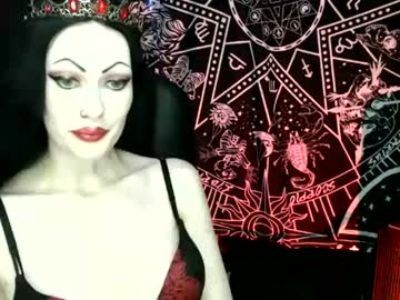 Missmoondoll Chaturbate stream image from July 31, 2025