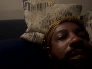 Bigdoggiebone Chaturbate stream image from July 31, 2025