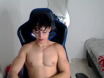 Harry_P01 Chaturbate stream image from July 31, 2025