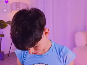 Sebbyross Chaturbate stream image from July 31, 2025