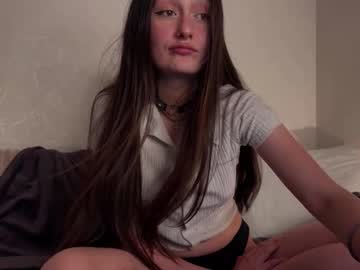 Alisaacoy Chaturbate stream image from July 31, 2025