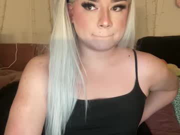 Yourbabya Chaturbate stream image from July 31, 2025