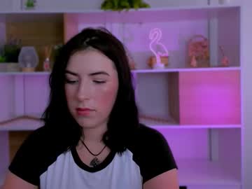 Elsa_Fire Chaturbate stream image from July 31, 2025
