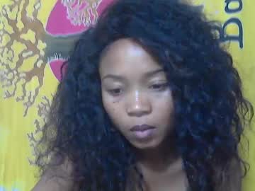 Estelah20 Chaturbate stream image from July 31, 2025