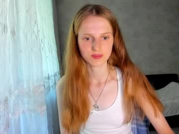 Feralberry_Dina Chaturbate stream image from July 31, 2025
