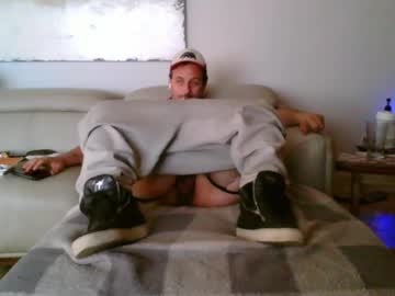 Nassobout Chaturbate stream image from July 31, 2025