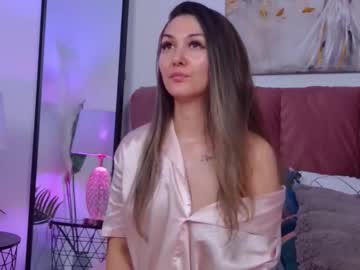 Isabelasasha Chaturbate stream image from July 31, 2025