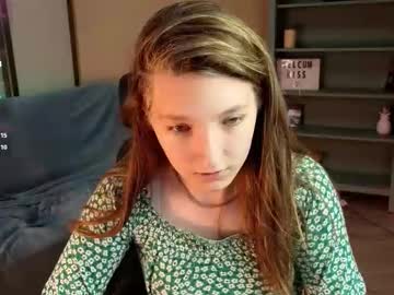 Marthalune Chaturbate stream image from July 31, 2025