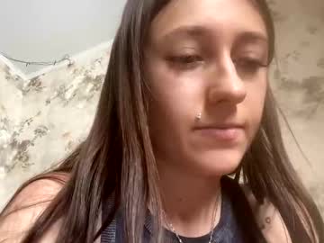 Viktoria9898 Chaturbate stream image from July 31, 2025