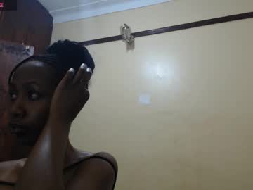 Pretty_Petite10 Chaturbate stream image from July 31, 2025