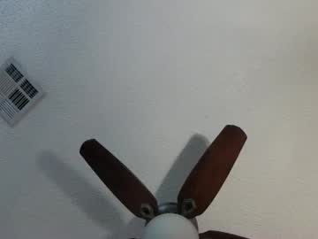 Dzznutzzz Chaturbate stream image from July 31, 2025
