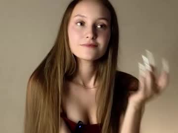 Faebrunetti Chaturbate stream image from July 31, 2025