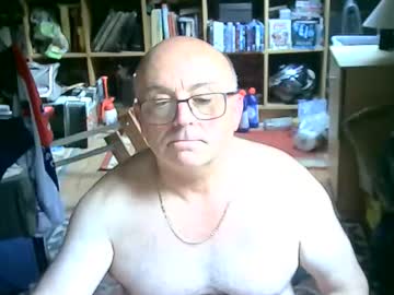 Bluebox65 Chaturbate stream image from July 31, 2025
