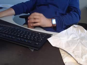Nonsequiture Chaturbate stream image from July 31, 2025