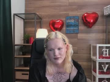 Sugartrix_ Chaturbate stream image from July 31, 2025