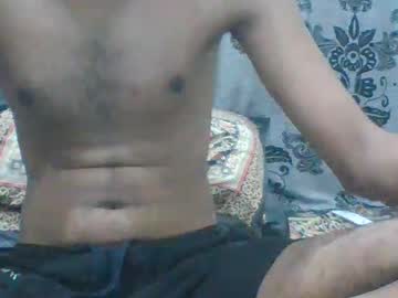 Boyc8312 Chaturbate stream image from July 31, 2025
