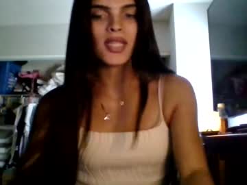 Aridabratzdoll Chaturbate stream image from July 31, 2025