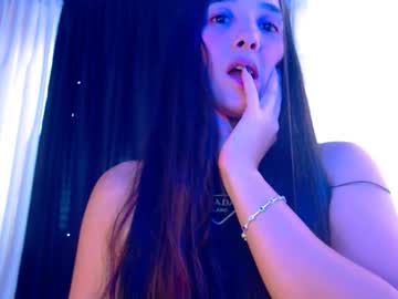 Candy004 Chaturbate stream image from July 31, 2025