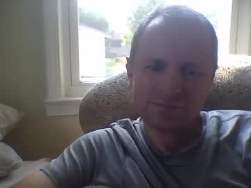 Castlecrester Chaturbate stream image from July 31, 2025