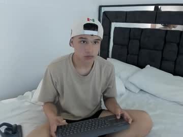 Dominik_Way Chaturbate stream image from July 31, 2025