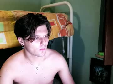 Matteofanoof Chaturbate stream image from July 31, 2025
