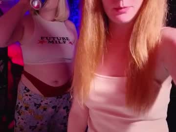 Destination2x Chaturbate stream image from July 31, 2025