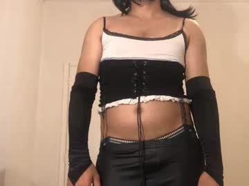 Beenishcrossdresser Chaturbate stream image from July 31, 2025