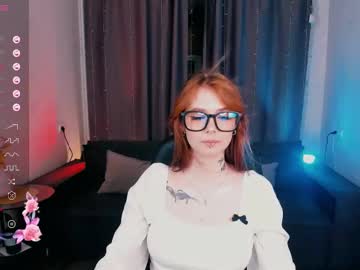 Super_Melani Chaturbate stream image from July 31, 2025