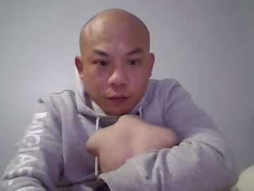 Gi2atha Chaturbate stream image from August 01, 2025
