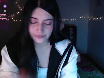Goldencandycotton Chaturbate stream image from August 01, 2025