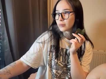 Kissmenastya Chaturbate stream image from August 01, 2025