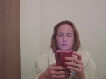 Maridourado Chaturbate stream image from August 01, 2025