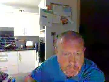 Nesuk Chaturbate stream image from August 01, 2025