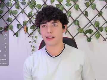 Xhans17 Chaturbate stream image from August 01, 2025