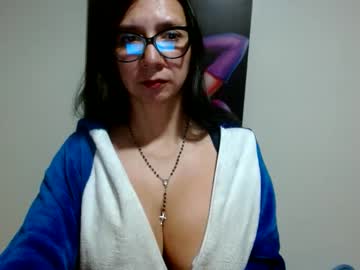 Hotbrenda1 Chaturbate stream image from August 01, 2025