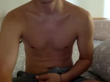 Chad092 Chaturbate stream image from August 01, 2025