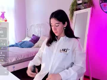 Belle_Via Chaturbate stream image from August 01, 2025