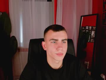 Calvin_Perry Chaturbate stream image from August 01, 2025