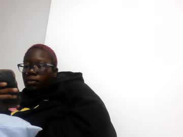 Shottasquirtle Chaturbate stream image from August 01, 2025