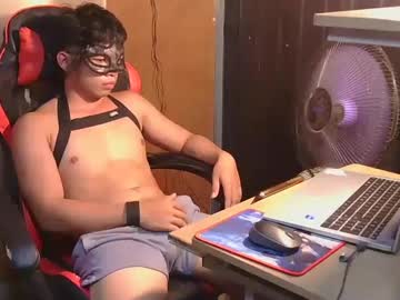 Straightguy_Asian Chaturbate stream image from August 01, 2025