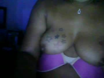 Bunniebai Chaturbate stream image from August 01, 2025