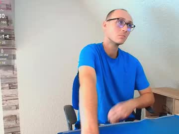 Q304 Chaturbate stream image from August 01, 2025