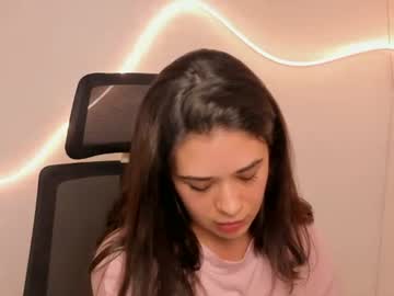 Nika_Flowerss Chaturbate stream image from August 01, 2025