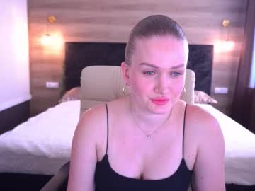 Bellatempt Chaturbate stream image from August 01, 2025