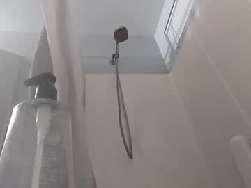 Qktwwafvqkfh Chaturbate stream image from August 01, 2025
