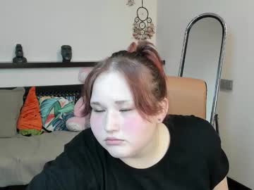 Cinamon_Bun Chaturbate stream image from August 01, 2025